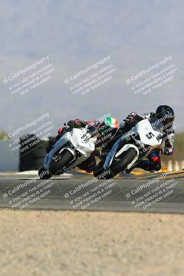 media/Oct-20-2024-CVMA (Sun) [[d4a3dff211]]/Race 9-Formulw LW Twins SHOOTOUT/